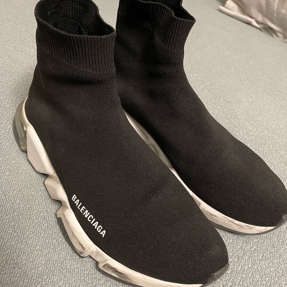 Balenciaga speed runners